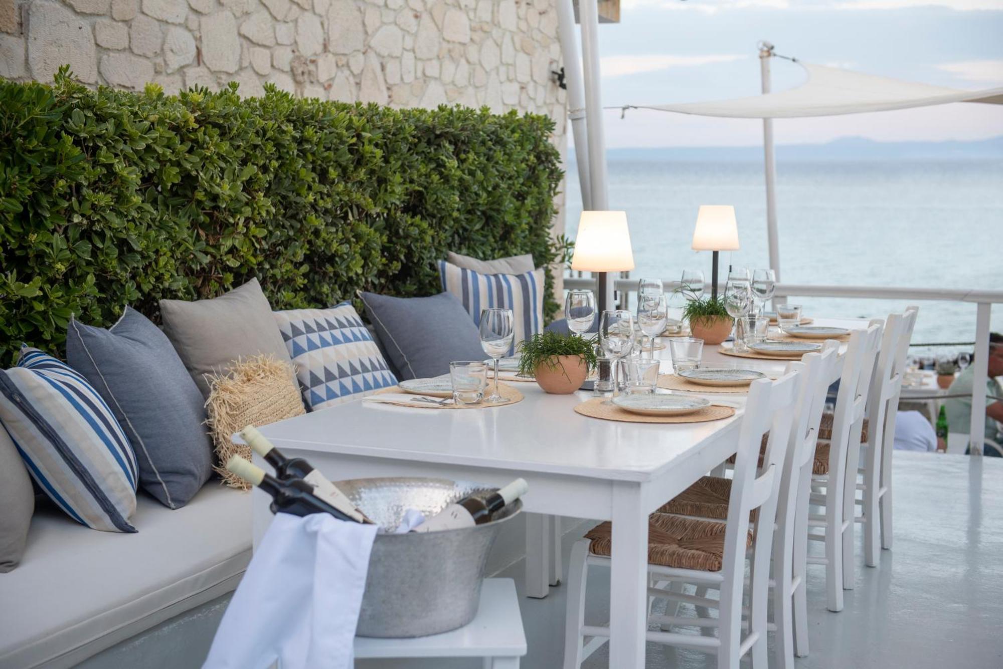 White Suites Resort Afytos Eksteriør bilde