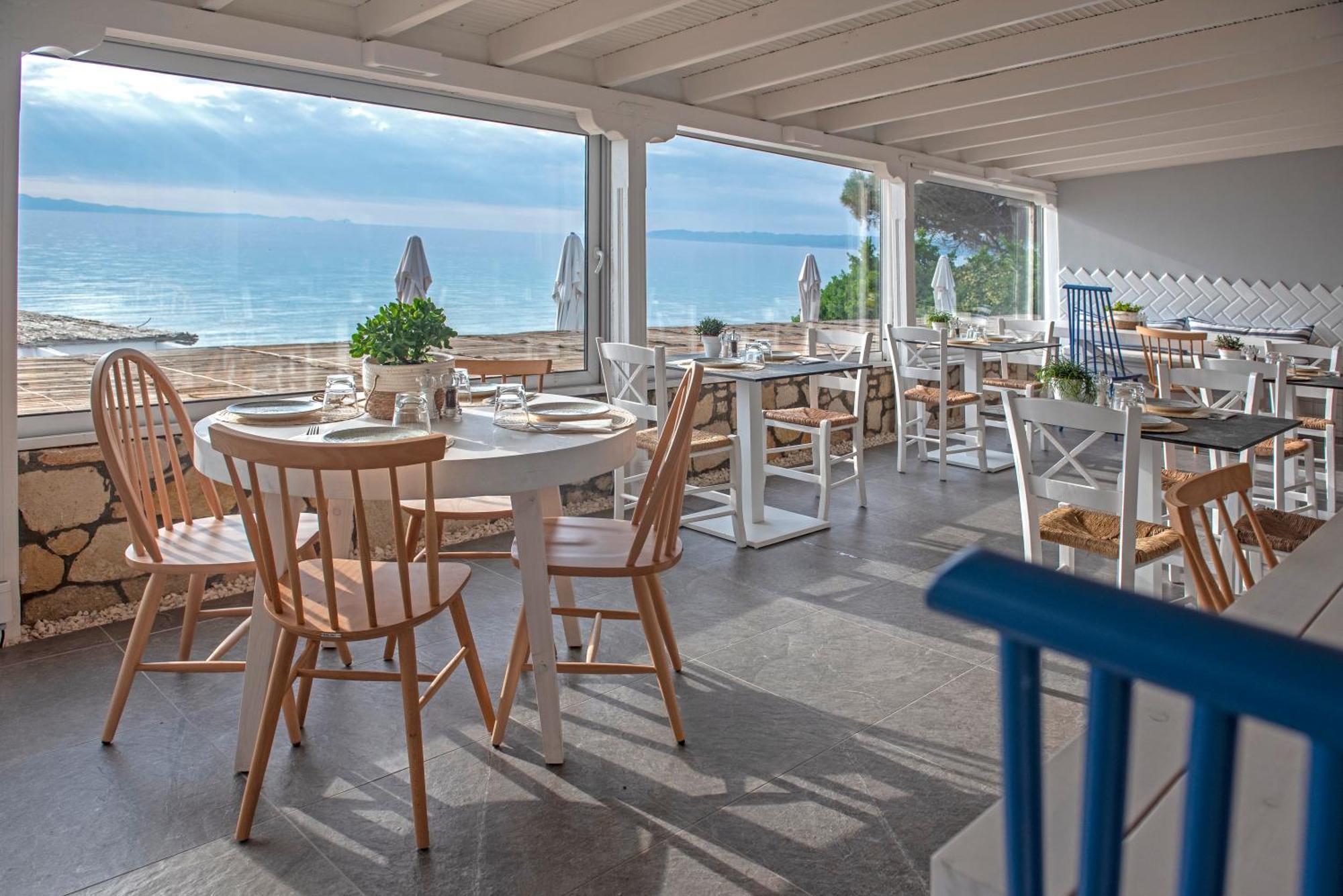 White Suites Resort Afytos Eksteriør bilde